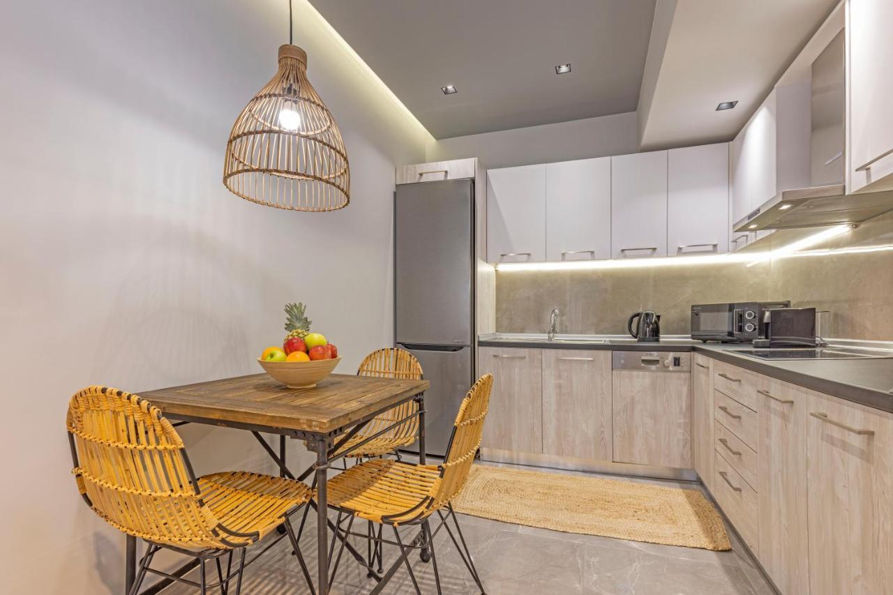 Elia & Anthos Deluxe Suites Иксиа Экстерьер фото